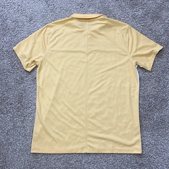 Men’s Nike golf shirt - Picture 4 of 5